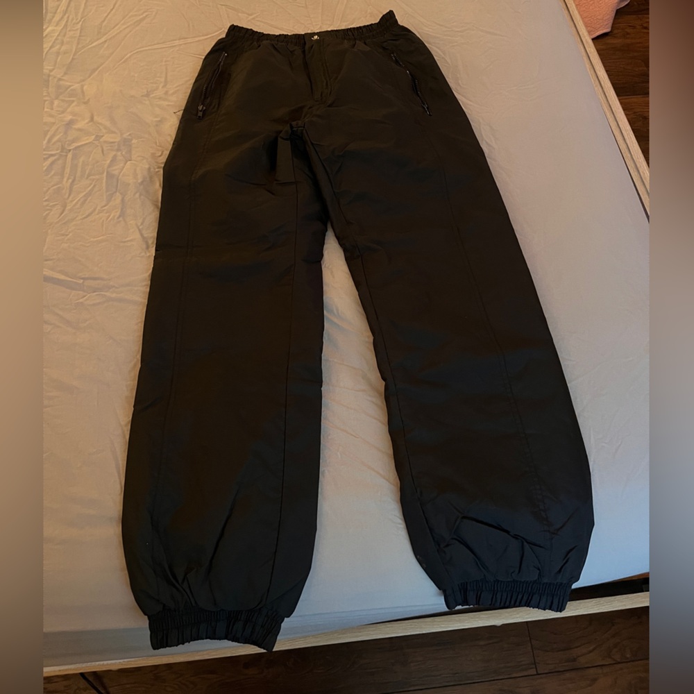 NEO Northeast Outfitters Black Snow Pants - Size M